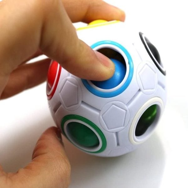 Magic Rainbow Puzzel Ball Fidget Toy, Wit