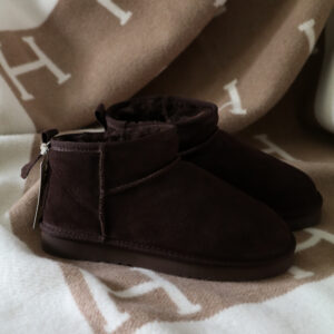 Ultra Mini Suede Enkellaarsjes