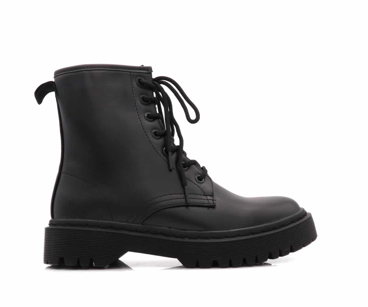 Dr. Martina Mono Laarsjes, All Black kopen? | EXPO